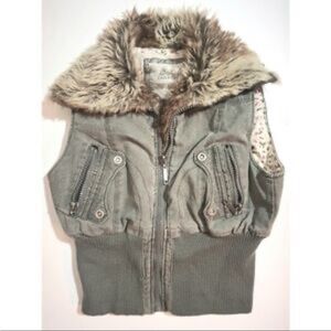 Cherish Gray and Brown Faux Fur Vest size large